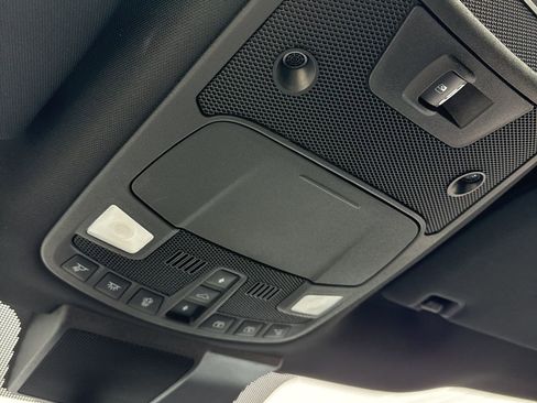 Used 2020 Ford F150 Lariat w/ Equipment Group 502A Luxury image 33