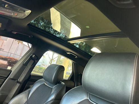 Used 2024 Genesis GV70 2.5T w/ Sport Prestige Package image 17