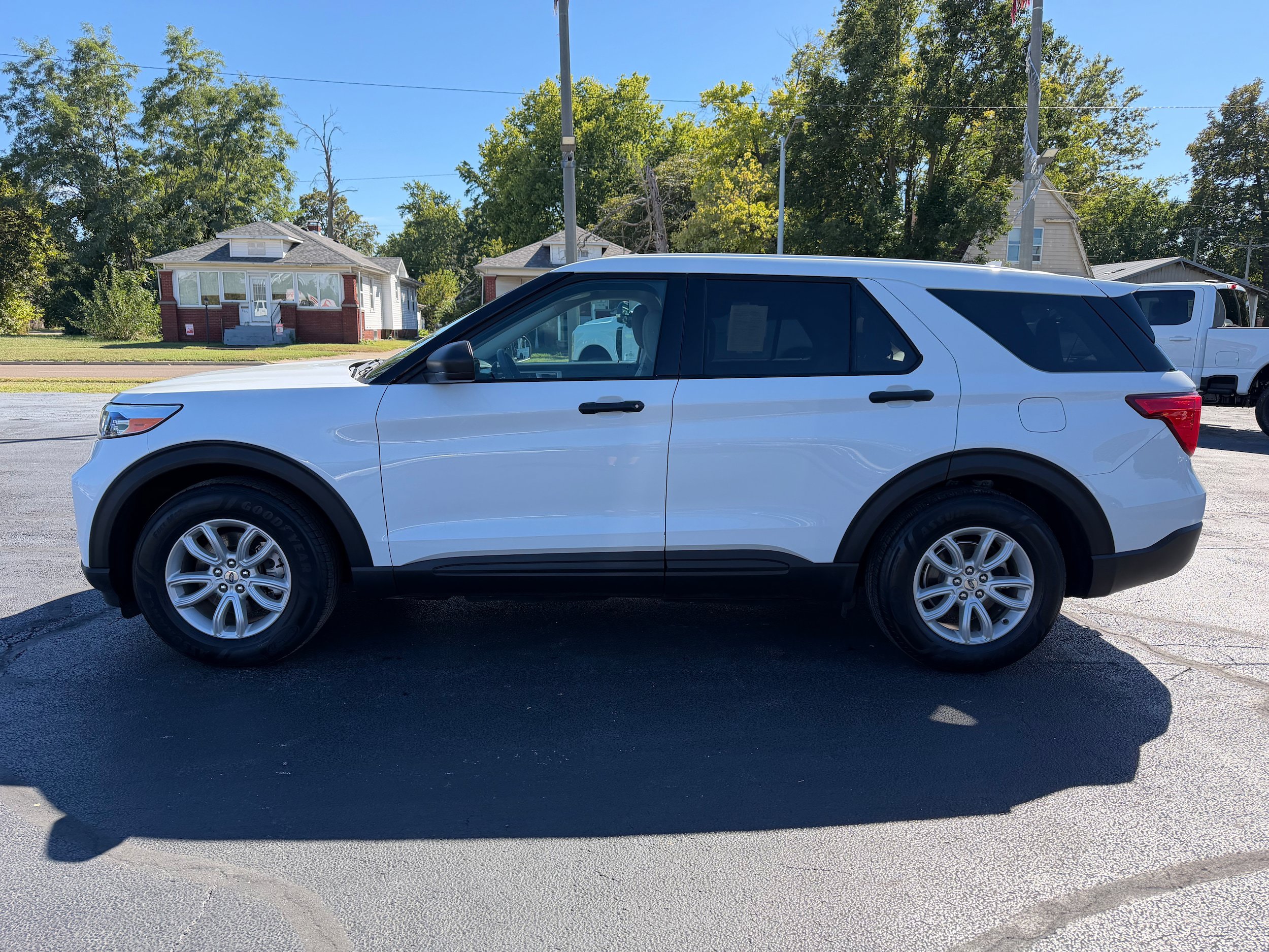 Used 2020 Ford Explorer 2WD w/ Class III Trailer Tow Package image 4