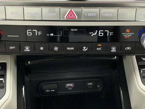 New 2025 Kia Telluride EX image 19