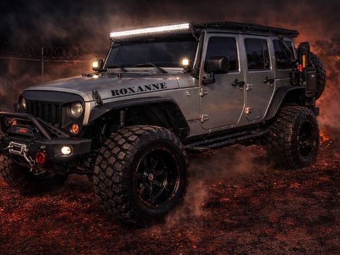 Used 2011 Jeep Wrangler Unlimited Sport image 1