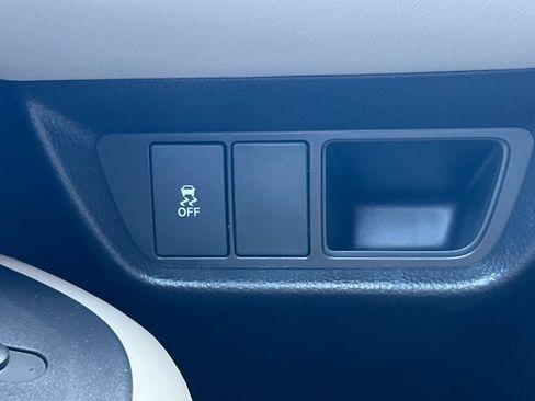 Used 2026 Honda HR-V LX image 33