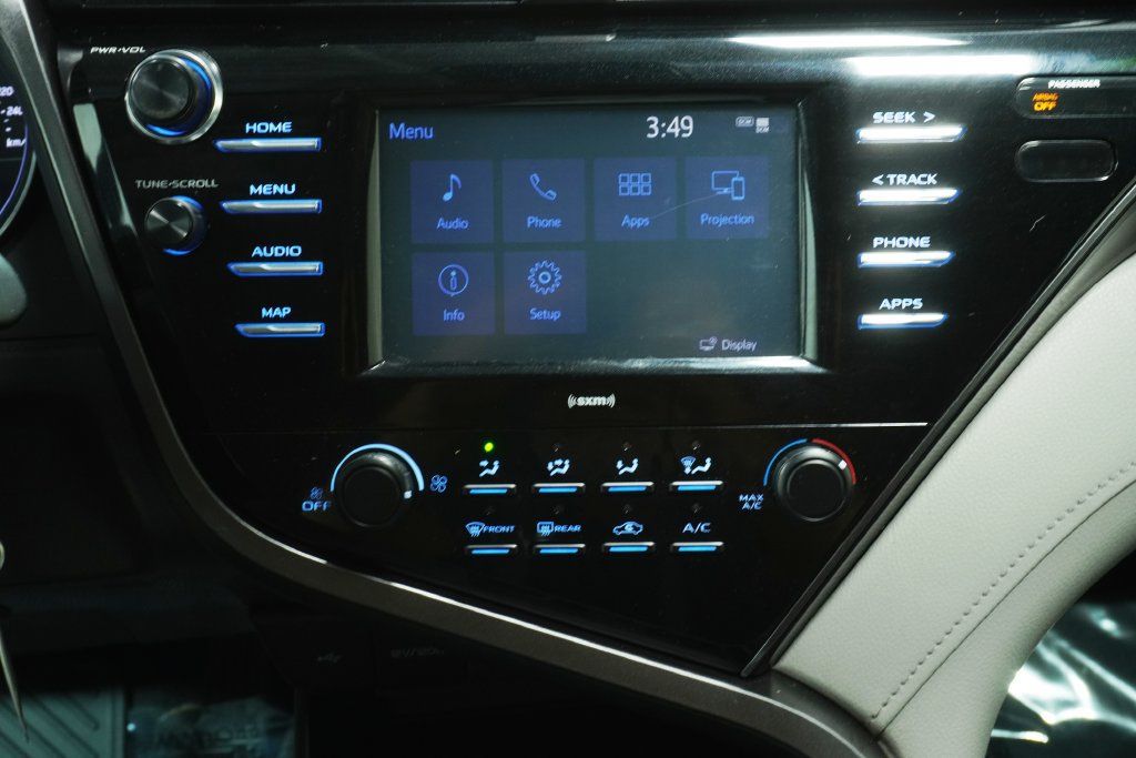 Used 2020 Toyota Camry LE FWD image 16