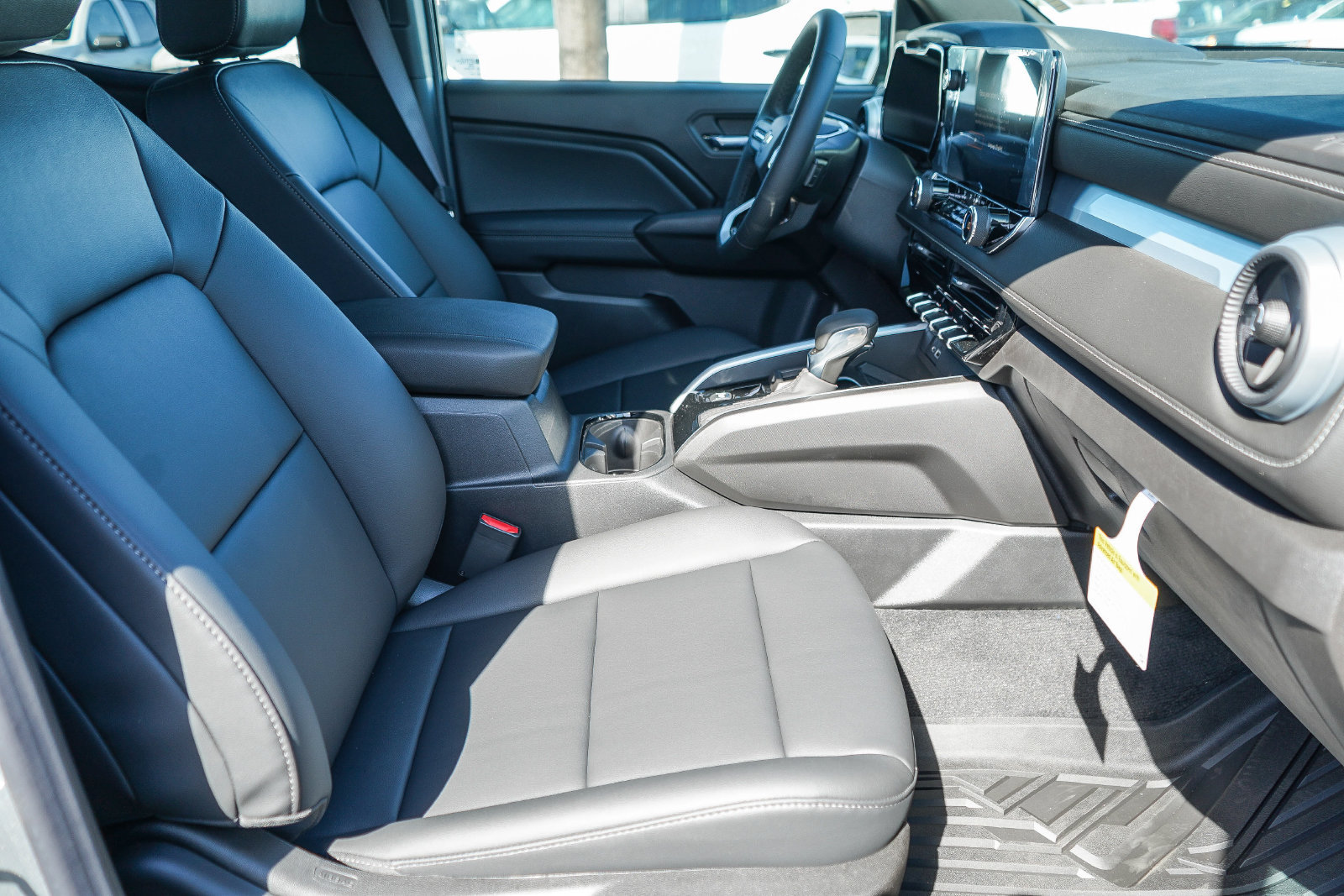 New 2026 Chevrolet Colorado LT w/ LT Convenience Package RWD image 18
