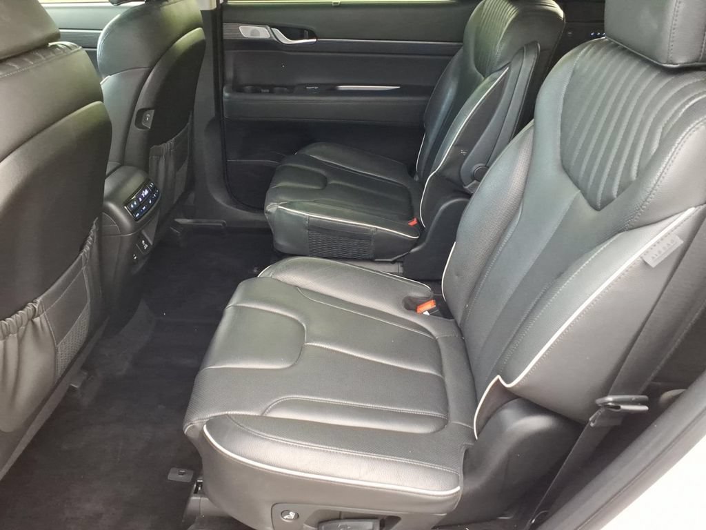 Used 2024 Hyundai Palisade Limited AWD/4WD image 13