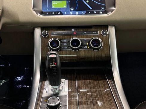 Used 2017 Land Rover Range Rover Sport Supercharged image 18
