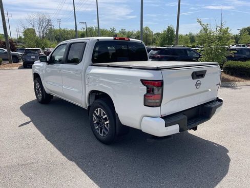 New 2026 Nissan Frontier SV w/ Tow Package AWD/4WD image 5