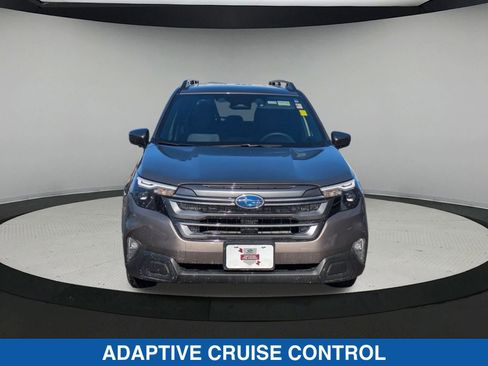 Certified 2025 Subaru Forester Premium image 9