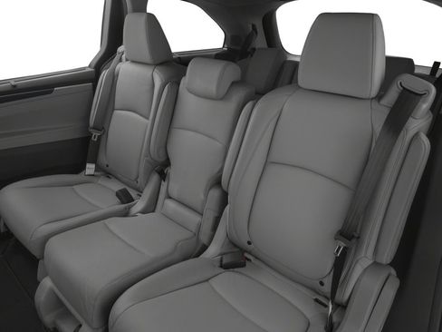 Used 2018 Honda Odyssey Elite image 11