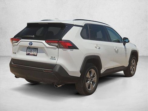 Used 2024 Toyota RAV4 XLE w/ Convenience Package AWD/4WD image 5