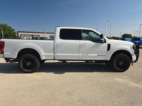Used 2021 Ford F250 Lariat AWD/4WD image 2