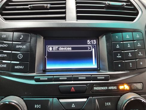 Used 2017 Ford Explorer XLT AWD/4WD image 7