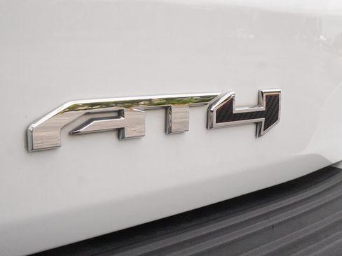 Used 2021 GMC Yukon XL AT4 AWD/4WD image 36