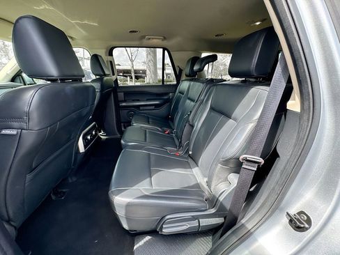 Used 2024 Ford Expedition XLT image 25