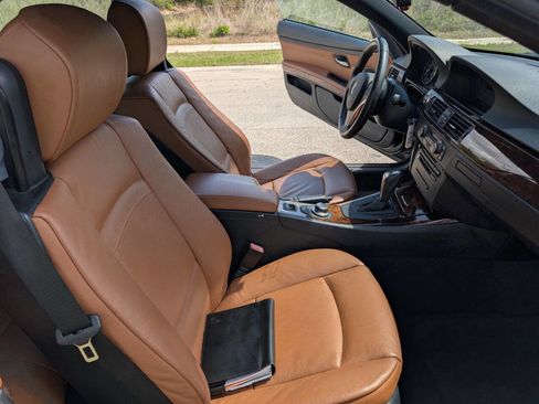 Used 2008 BMW 335i Convertible image 17