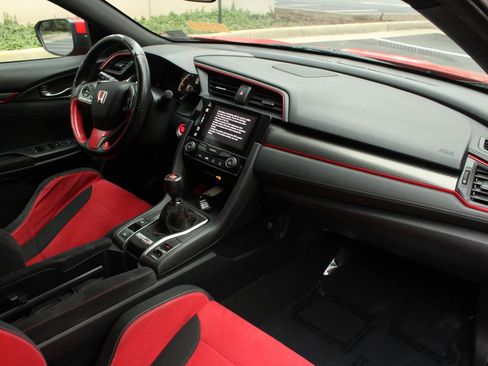 Used 2017 Honda Civic Type R image 25