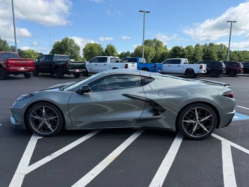 Used 2023 Chevrolet Corvette Stingray Preferred Cpe w/ Battery Protection Package RWD image 4