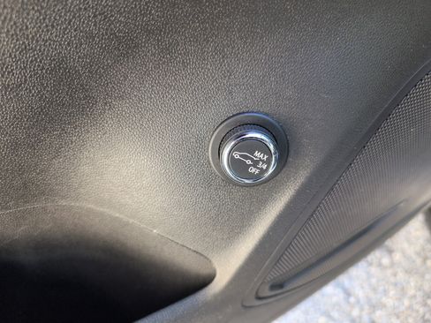 Used 2021 Buick Envision Preferred image 14