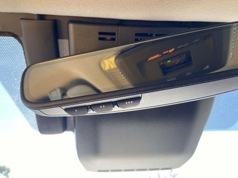 Used 2024 Toyota Prius XLE image 28