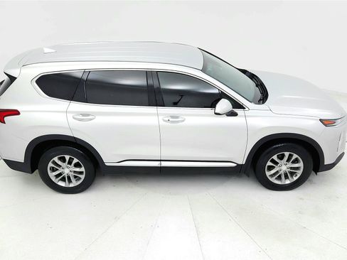 Used 2019 Hyundai Santa Fe SEL FWD image 18
