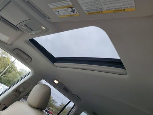 Certified 2021 Nissan Armada SL w/ Captain's Chairs Package image 6