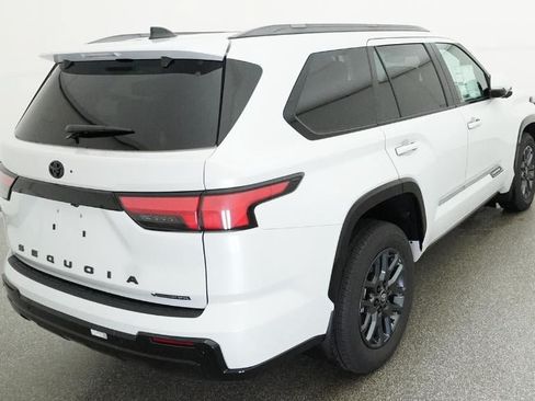New 2026 Toyota Sequoia Platinum AWD/4WD image 8