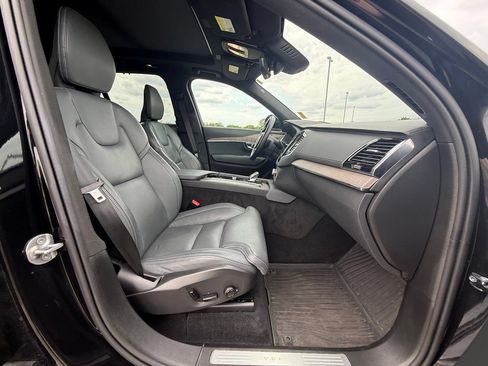 Used 2023 Volvo XC90 B6 Ultimate AWD/4WD image 33