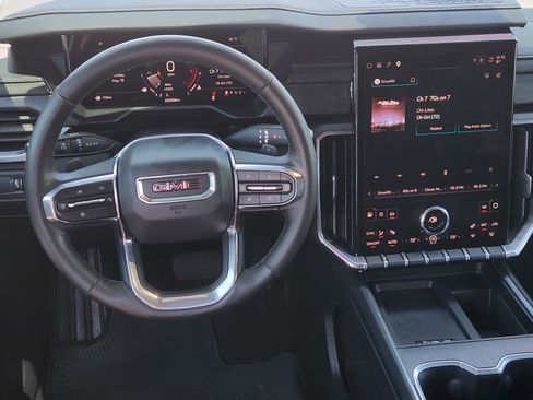 Used 2024 GMC Acadia Elevation FWD image 27