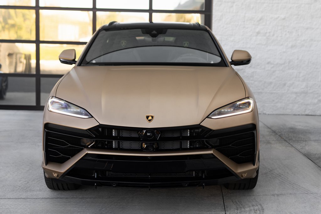 Used 2025 Lamborghini Urus SE AWD/4WD image 12