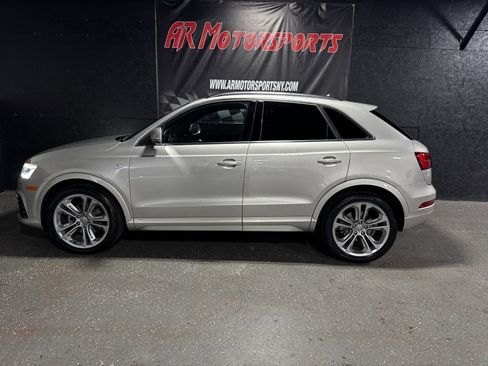 Used 2018 Audi Q3 2.0T Premium Plus w/ Premium Plus Package AWD/4WD image 2