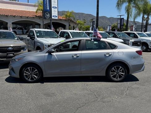 Used 2024 Kia Forte LXS FWD image 5