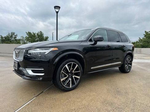 Certified 2025 Volvo XC90 B6 Plus w/ Protection Package AWD/4WD image 3
