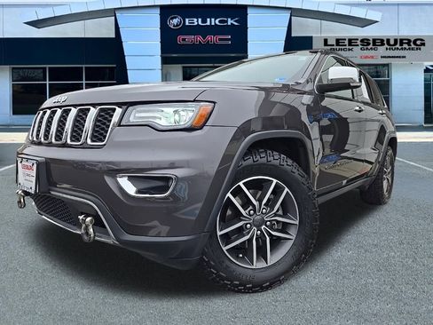Used 2020 Jeep Grand Cherokee Limited image 3
