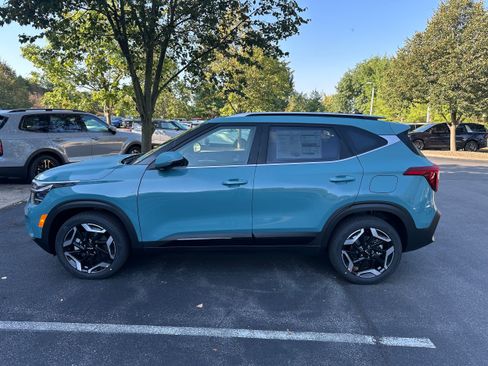 New 2026 Kia Seltos SX w/ SX Sunroof Package image 8