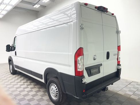 New 2026 RAM ProMaster 2500 w/ Convenience Group FWD image 3