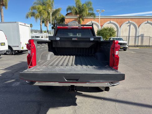 Used 2024 Chevrolet Silverado 3500 LT w/ Convenience Package image 19