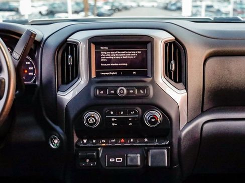 Used 2024 Chevrolet Silverado 2500 Custom w/ Custom Value Package image 15