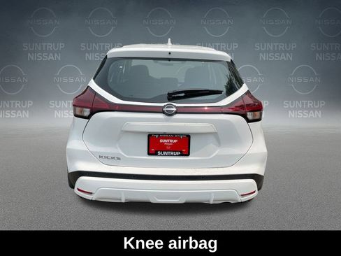 Used 2025 Nissan Kicks Play S FWD image 15