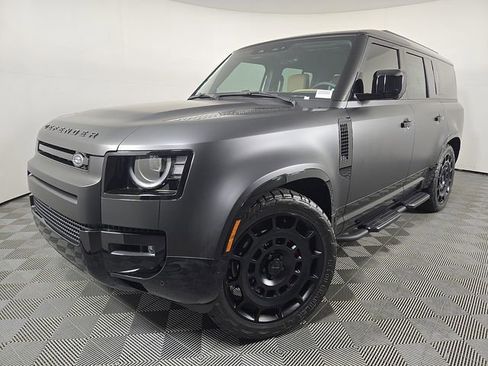 New 2026 Land Rover Defender 130 X-Dynamic SE AWD/4WD image 1