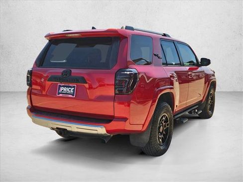 Used 2018 Toyota 4Runner TRD Off-Road Premium image 5