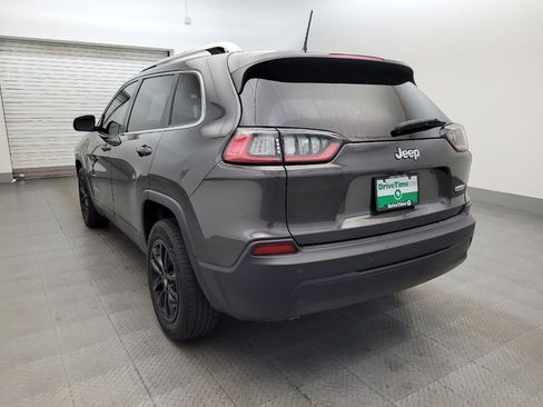 Used 2020 Jeep Cherokee Latitude Plus w/ Comfort/Convenience Group FWD image 5