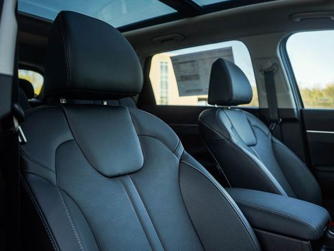 New 2026 Kia Sorento X-Line EX image 12