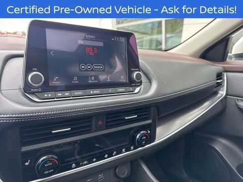 Used 2023 Nissan Rogue SV w/ SV Premium B Package AWD/4WD image 14