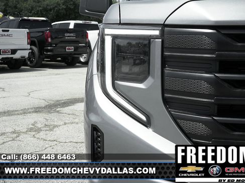 New 2025 GMC Sierra 1500 Pro w/ Graphite Edition image 40