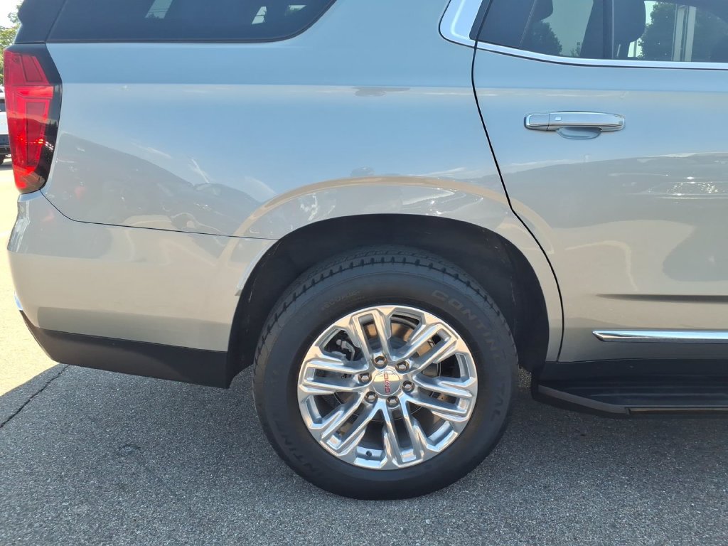 Used 2023 GMC Yukon SLT AWD/4WD image 27