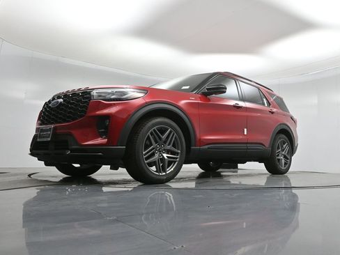 New 2026 Ford Explorer ST-Line w/ ST-Line Street Pack image 44