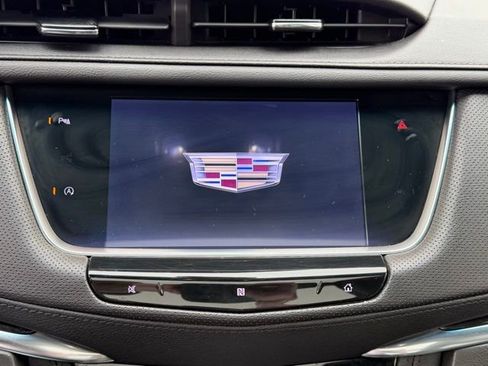 Certified 2020 Cadillac XT5 Premium Luxury AWD/4WD image 5