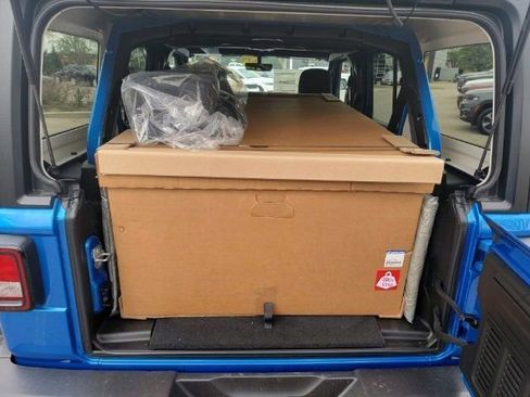 Used 2023 Jeep Wrangler Rubicon w/ Dual Top Group image 20