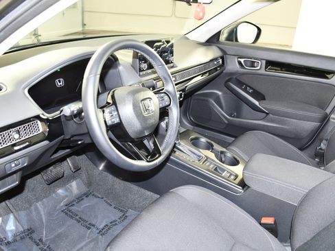 Certified 2023 Honda Civic EX image 2