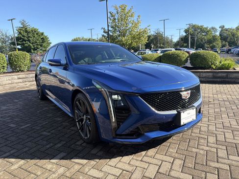 Used 2025 Cadillac CT5 Sport w/ Technology Package RWD image 7